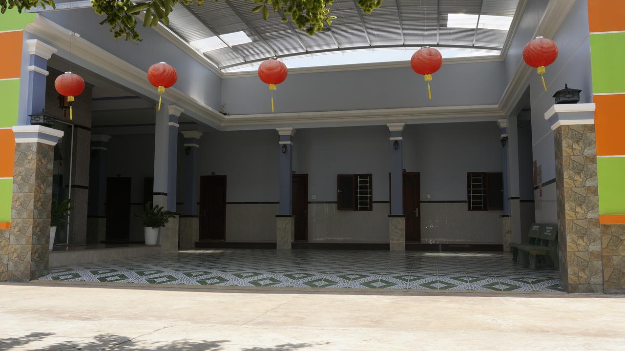 Motel Hoang Gia Long Khanh Exterior foto