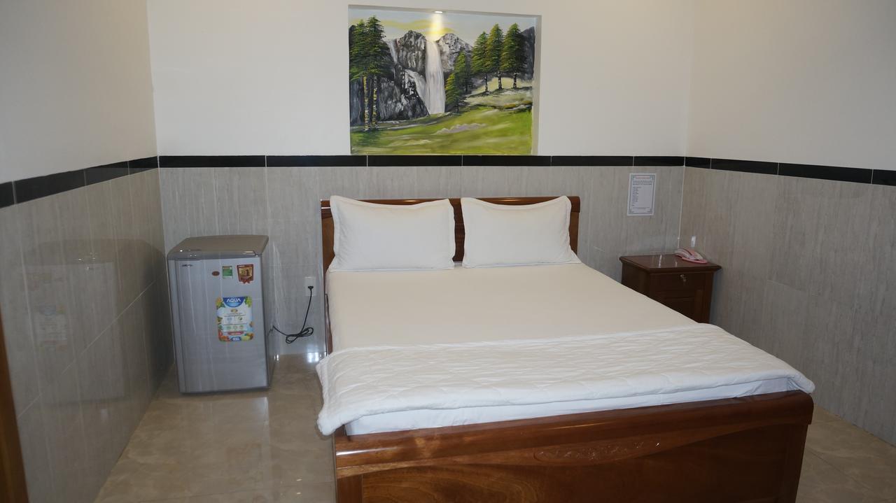 Motel Hoang Gia Long Khanh Exterior foto